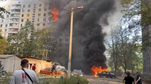 Russians attack centre of Kharkiv with guided aerial bombs: three adults and child killed, 28 people injured – video