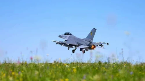 US refuses to send contractors to Ukraine for F-16 maintenance