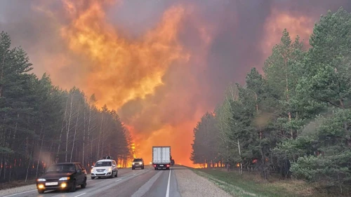 Forests are burning in Russia. Villagers are urged to evacuate