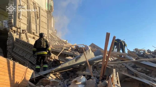 Russian attack on Zaporizhzhia: 4 civilians killed, 18 injured, people may be trapped under rubble – photos, video