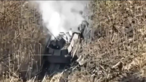 Ukrainian tanks destroy Russian armoured vehicle at close range in Russia's Kursk Oblast – video