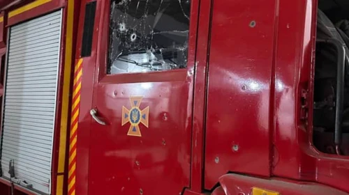 Russians attack fire station in Odesa: two firefighters injured – photos