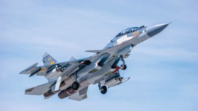 Ukrainian defence intelligence officers destroy Russian fighter jet over Black Sea – video