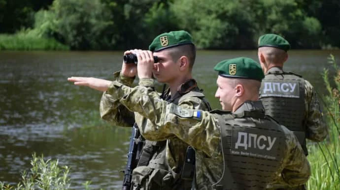 ДПСУ: Вже більше 40 українців загинули, штурмуючи гори чи ріки для незаконного виїзду