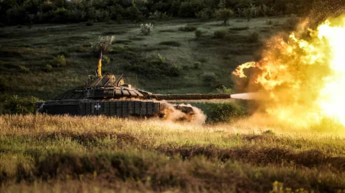 Генштаб: Понад сотня боїв з початку доби, половина на Куп’янському та Курахівському напрямках