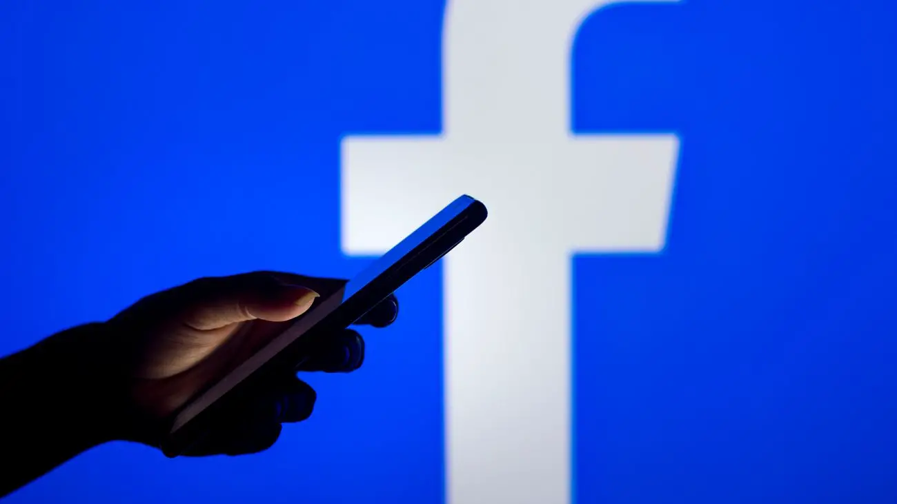 Meta с ноября введет подписки на Facebook и Instagram в Европе