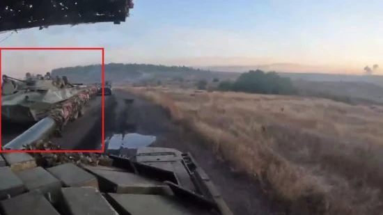 На фронті помітили рідкісну техніку росіян: БТР-90