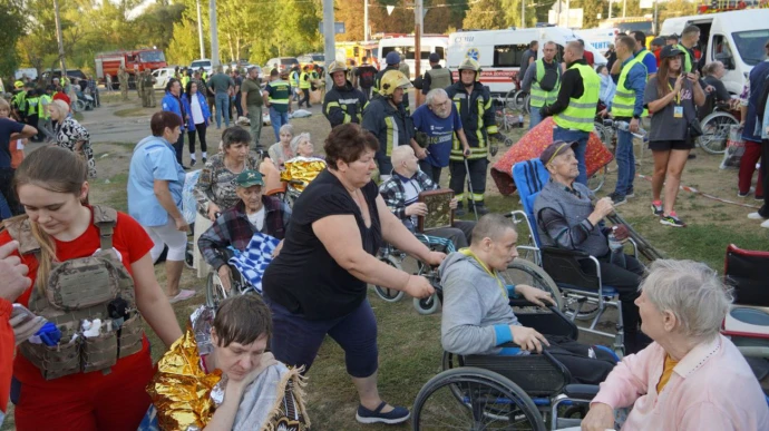 Search and rescue operation completed in Sumy after Russian attack on retirement home – photos