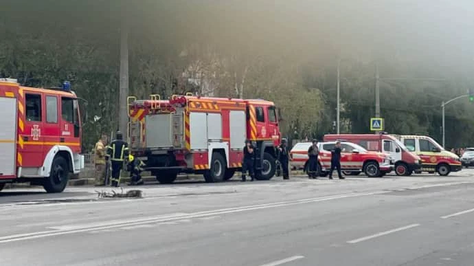 Росія вдарила балістикою по інституту в Полтаві: під завалами багато людей