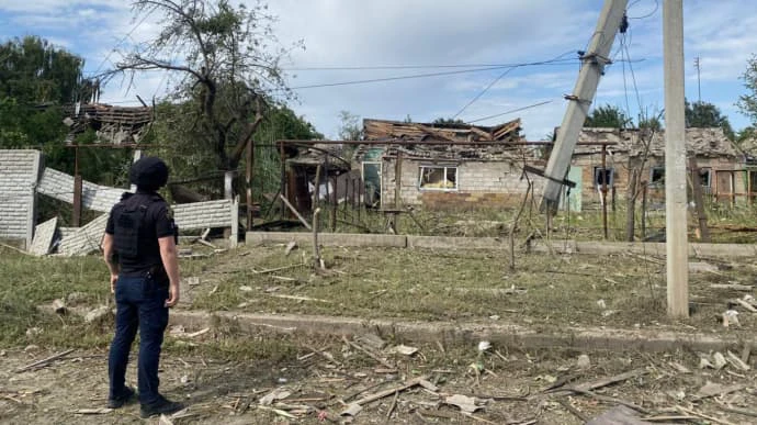 1 civilian killed and 6 injured in Russian attack on Kostiantynivka in Donetsk Oblast – photos