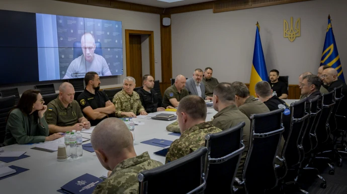 Ukraine's Commander-in-Chief informs Zelenskyy about offensive in Kursk Oblast: 1,000 square kilometres under Ukraine's control