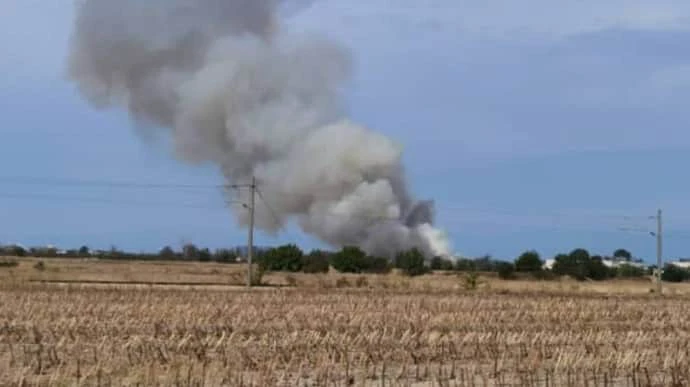 У Болгарії під час підготовки до авіашоу розбився навчальний літак