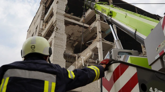 Rubble and debris cleared following Russian missile strike on Poltava's Institute of Communications – photo